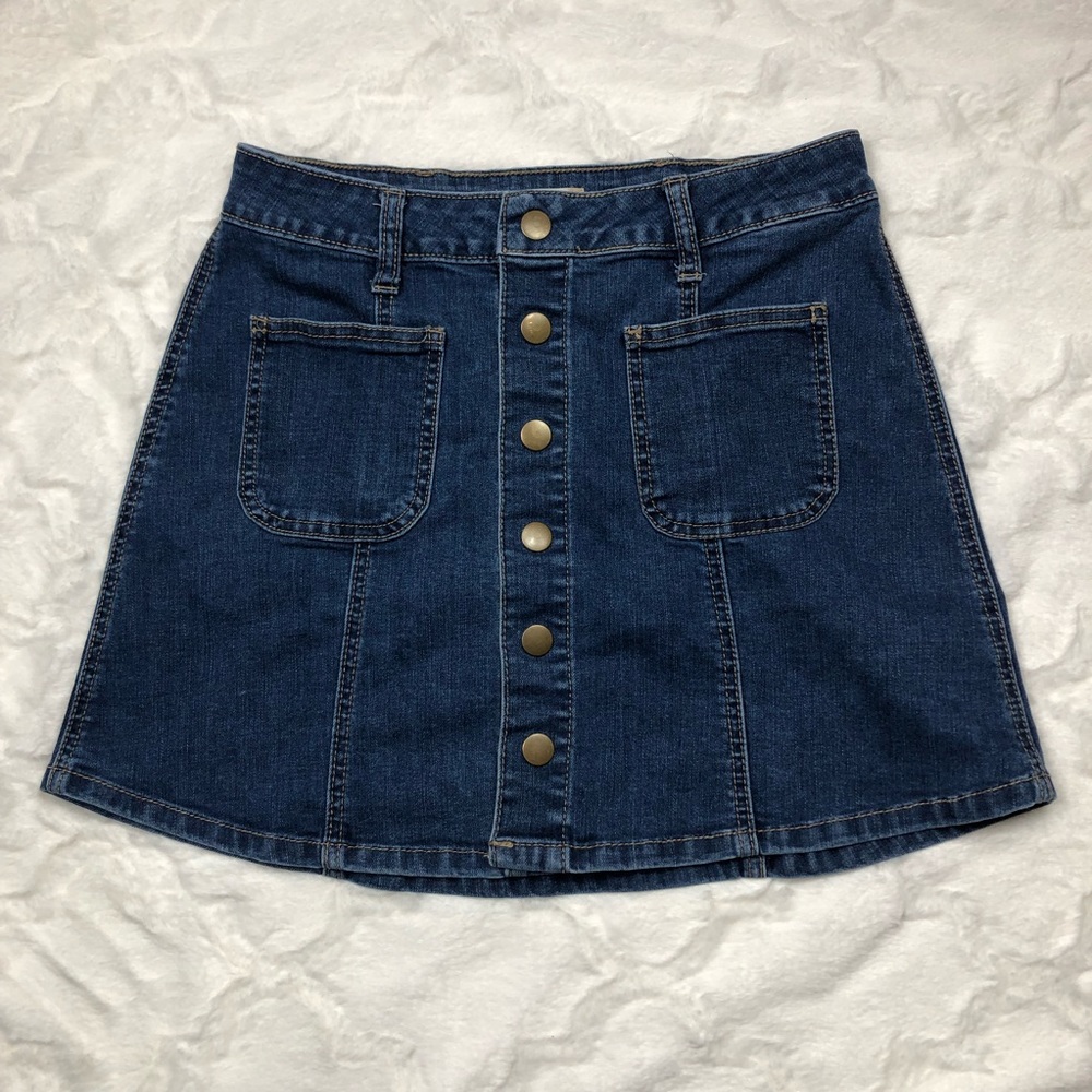 Altar’d State Button Front Blue Jean Mini Skirt size XS - Picture 2 of 7